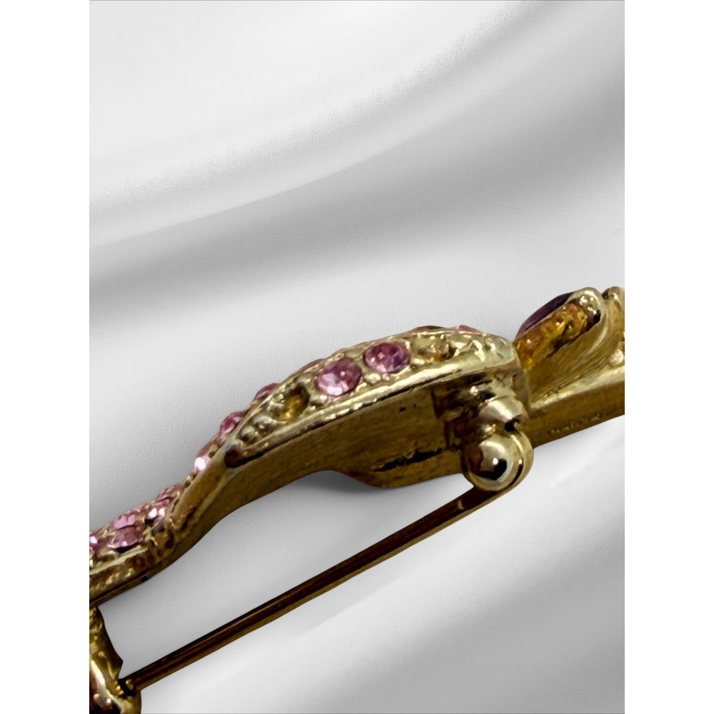 Monet Vintage (FLAW) Gold Tone Pink Purple Rhinestone Hat Brooch Pin - Picture 9 of 9